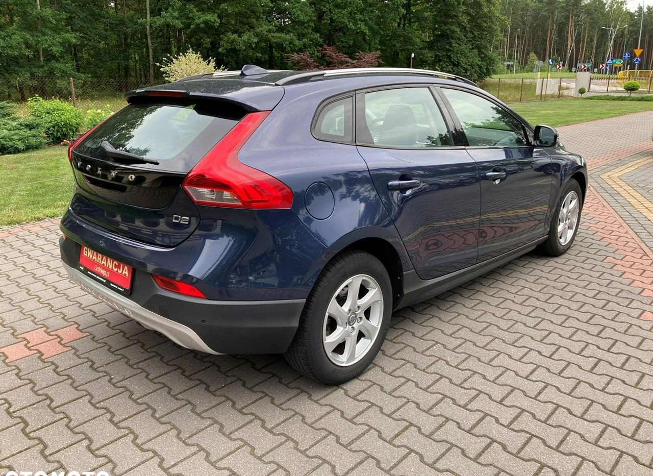 Volvo V40 cena 37900 przebieg: 223000, rok produkcji 2013 z Modliborzyce małe 497